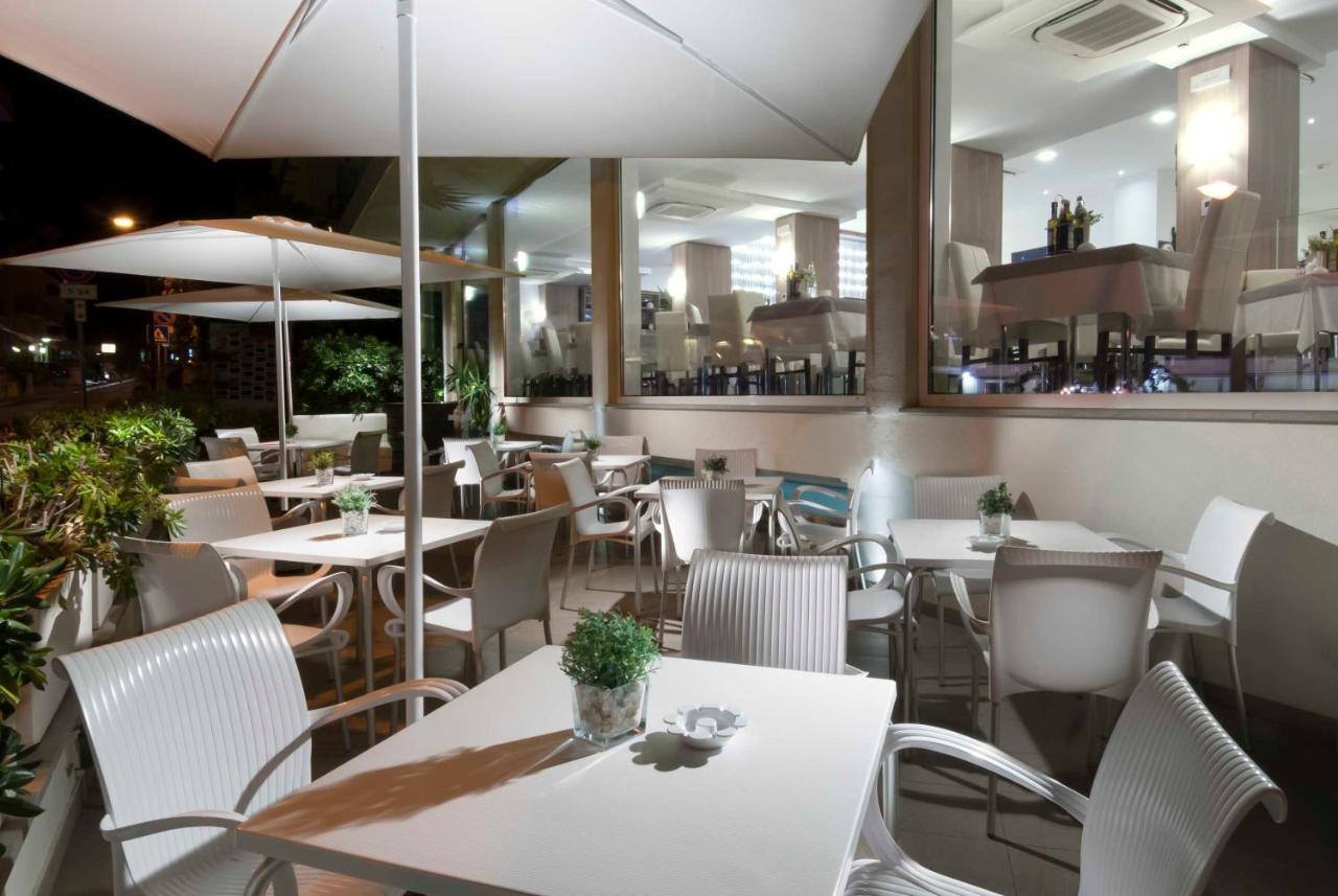 Hotel Atlantic & Spa Gabicce Mare Extérieur photo