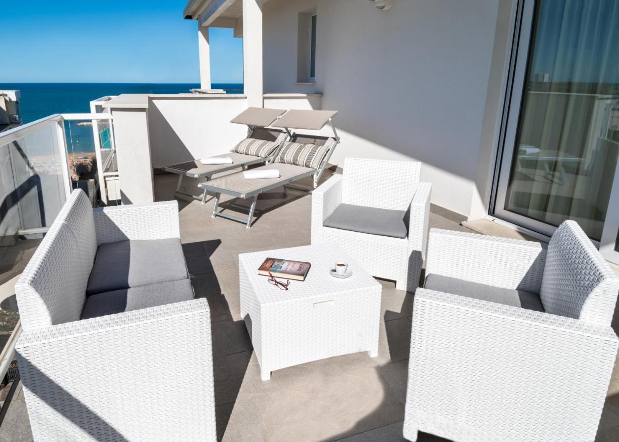 Hotel Atlantic & Spa Gabicce Mare Extérieur photo