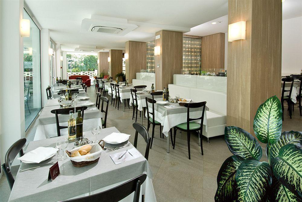 Hotel Atlantic & Spa Gabicce Mare Extérieur photo
