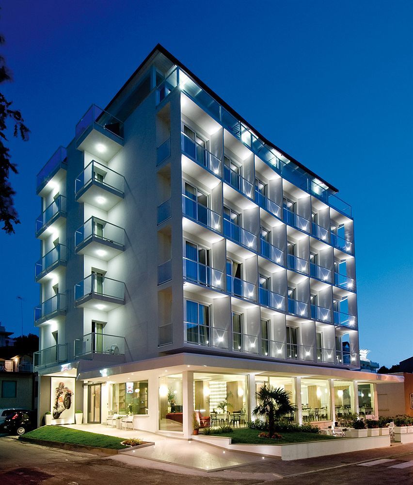 Hotel Atlantic & Spa Gabicce Mare Extérieur photo