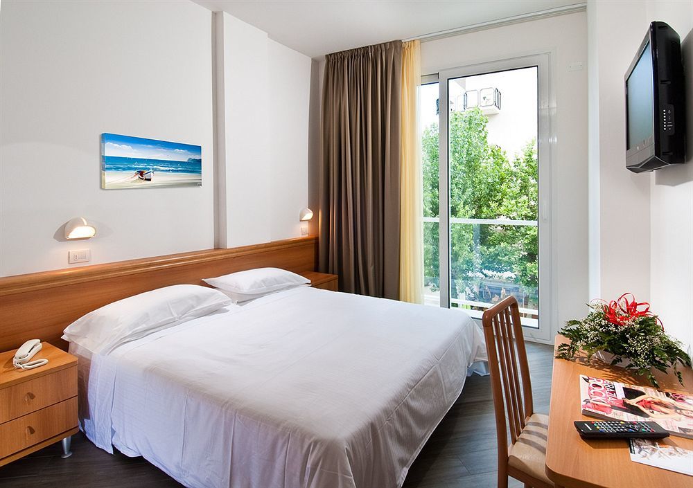 Hotel Atlantic & Spa Gabicce Mare Extérieur photo