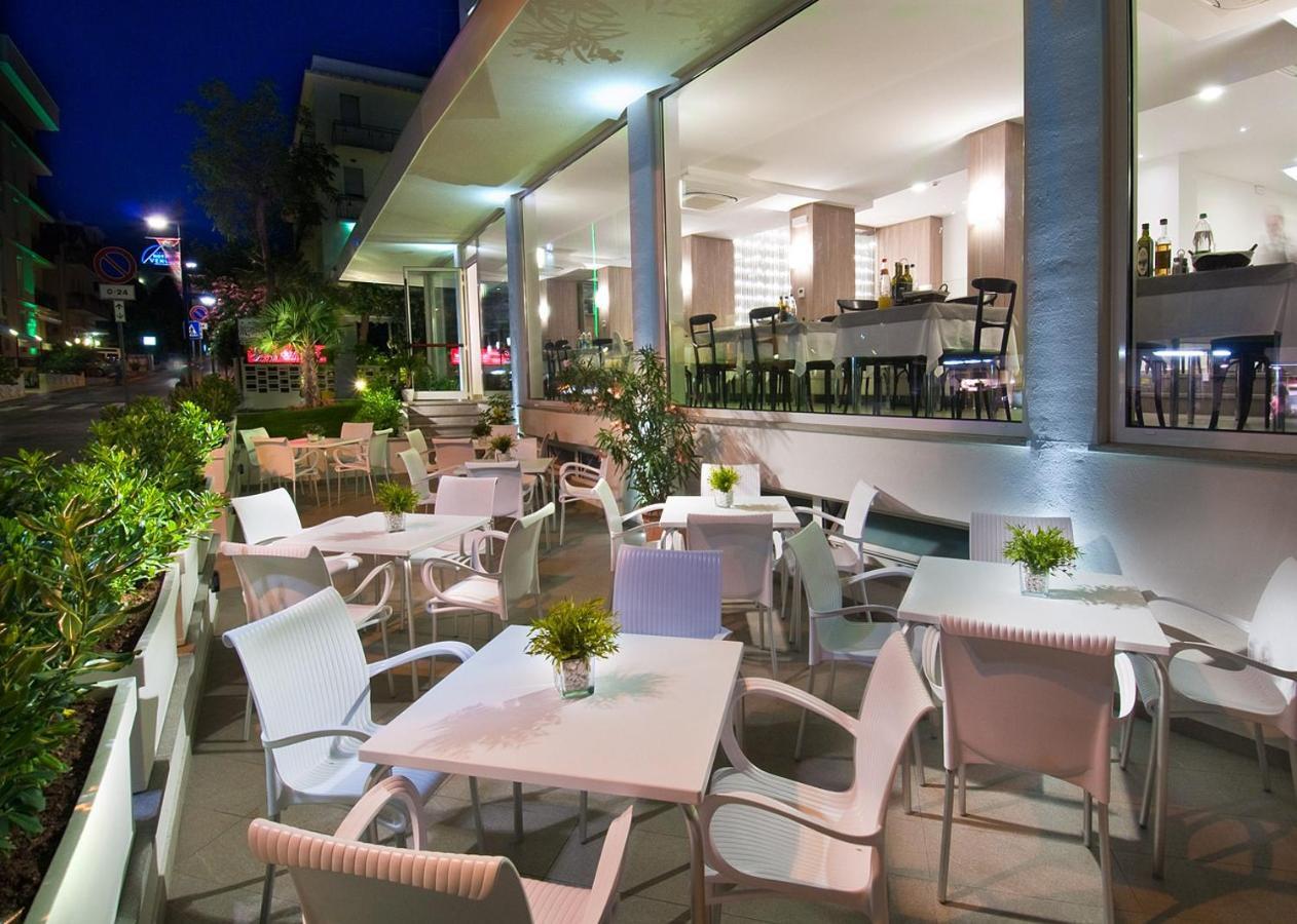 Hotel Atlantic & Spa Gabicce Mare Extérieur photo
